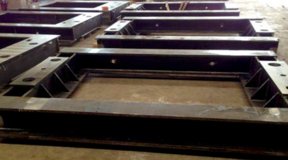French design allied to best-cost stainless steel equipment manufacturing